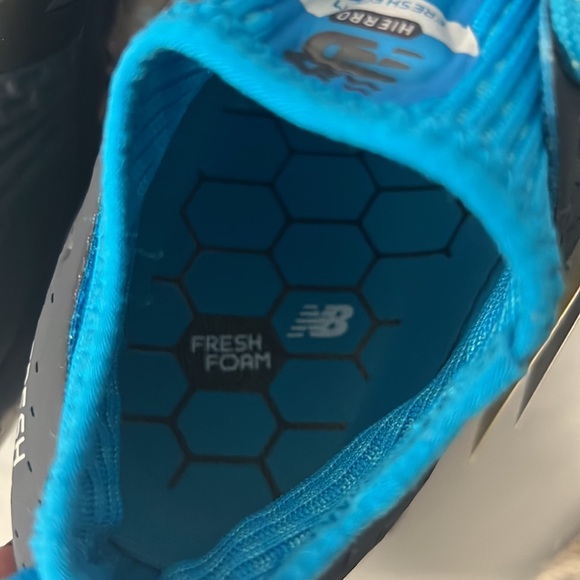 NIB - New Balance Women’s Fresh Foam Hierro v3 Trail 'Thunder Blue' - Size 6.5 - Picture 12 of 15